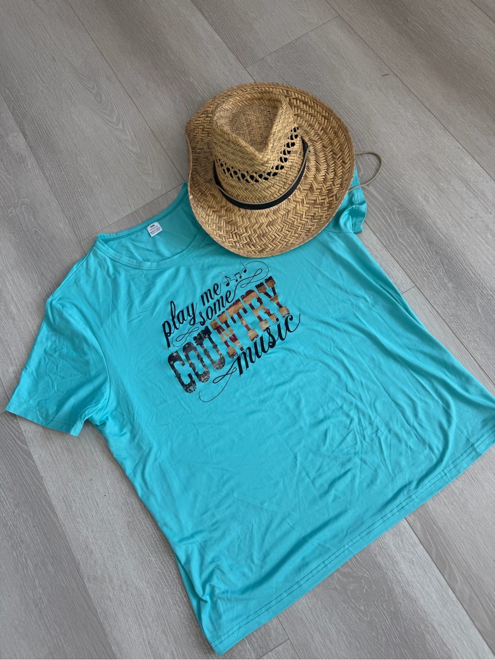 Fabulous Country Tee and hat! Concert time!